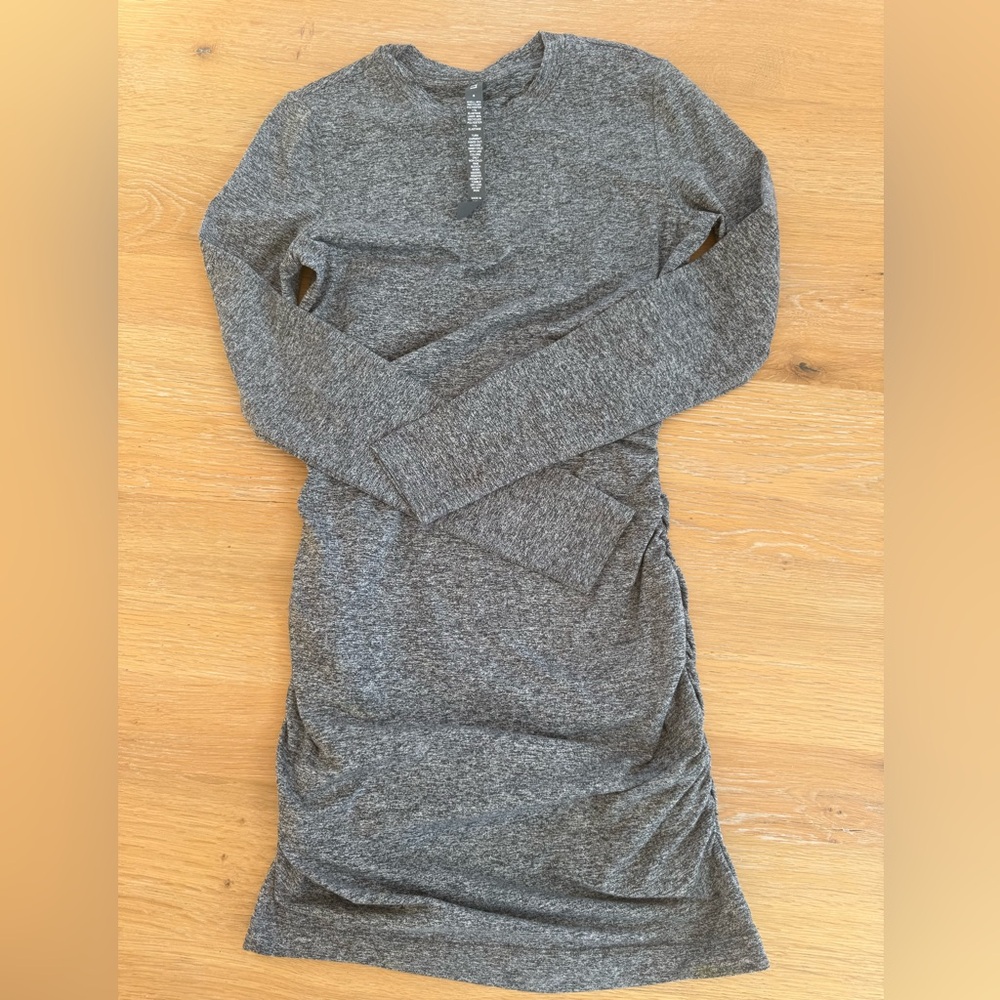 Vuori Long Sleeve Halo Essential Dress